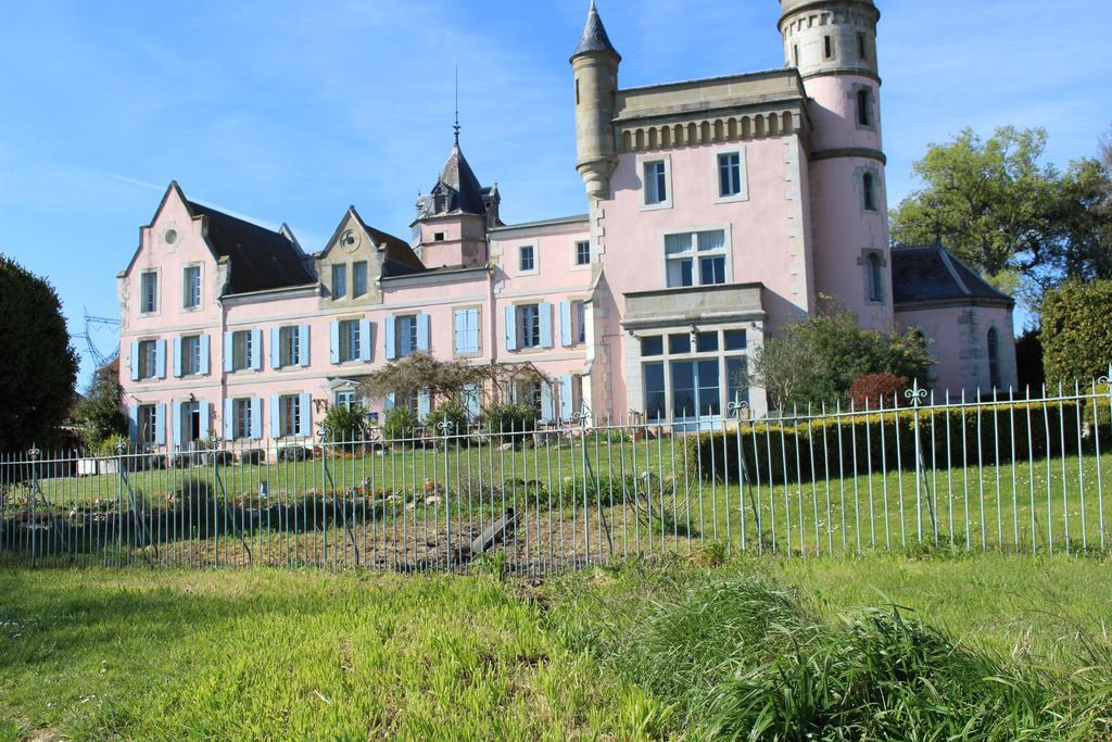 Chateau De Villeneuve - Montolieu Exterior foto